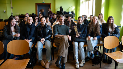 Photo de groupe avec les élèves du lycée Georges de la Tour 